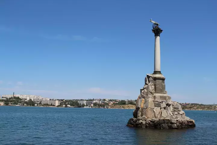 Sivastopol'da Ukrayna dönemine ait tüm noterlik belgelerinin resmi olarak tek bir yerde toplanması için hazırlıklar sürüyor